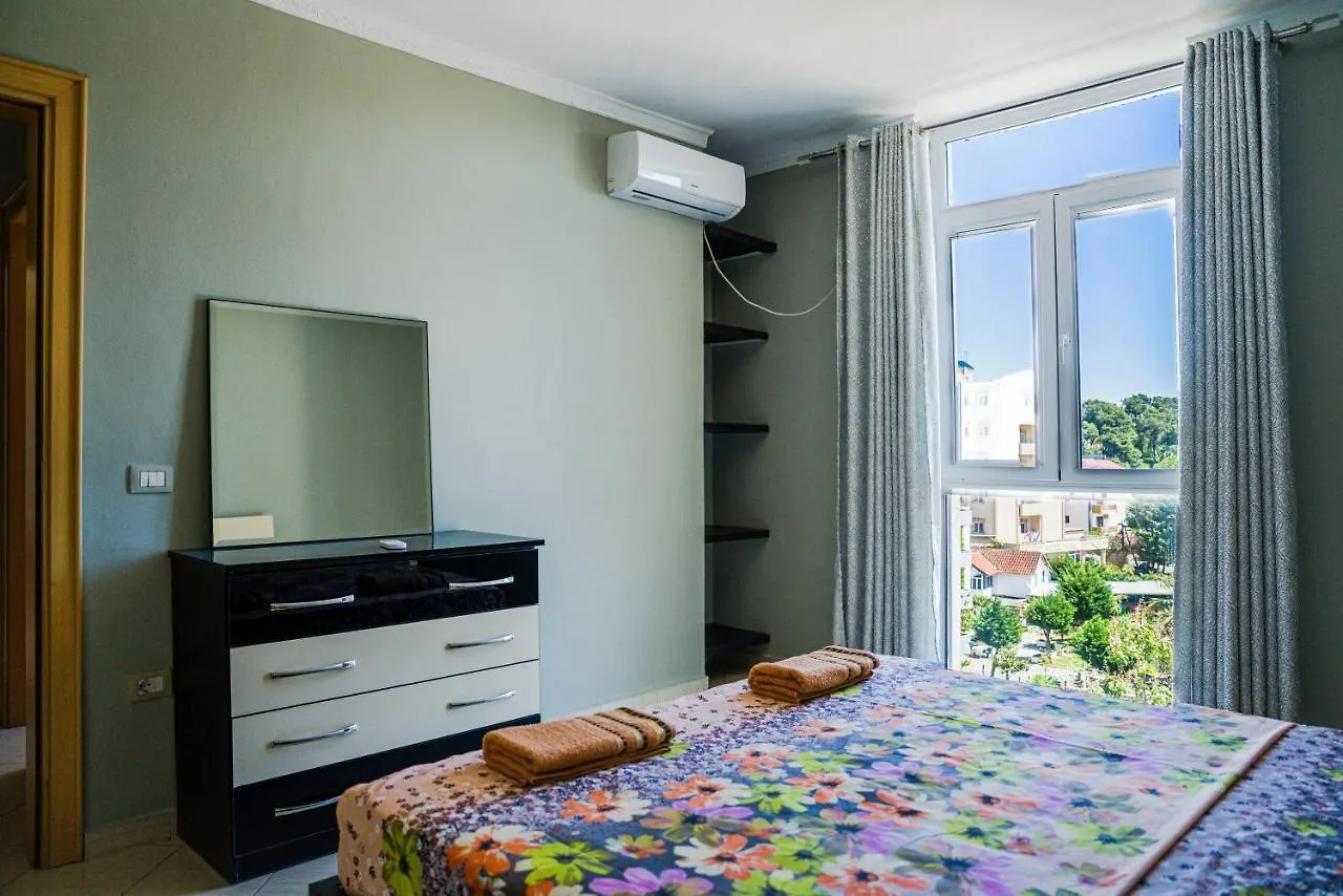Bianca Apartament 골렘
